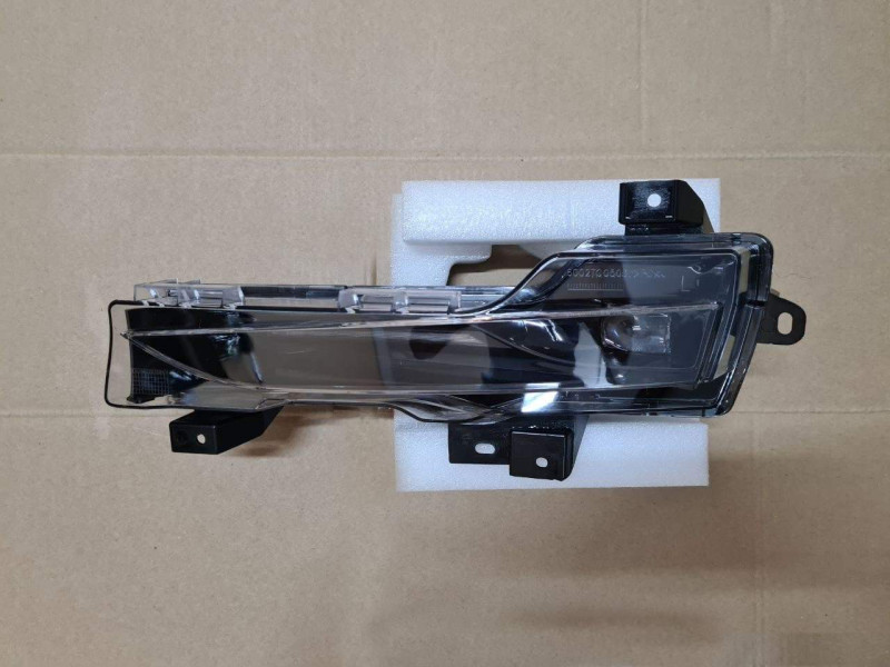 Протитуманна фара ліва Tesla Model 3 17- EUR (Tempest) під лампу LED