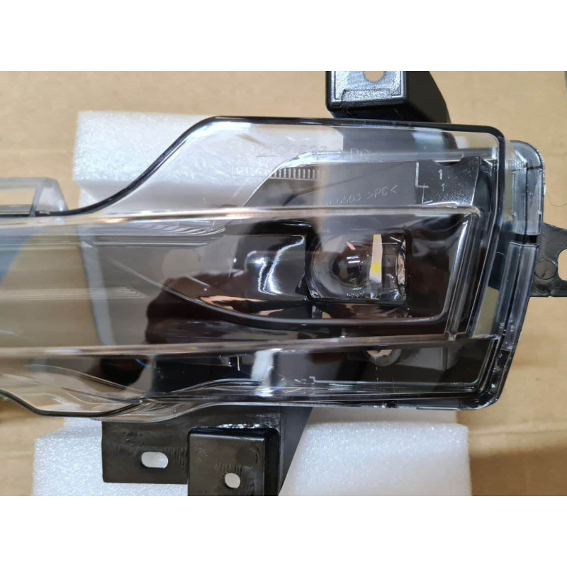 Протитуманна фара ліва Tesla Model 3 17- EUR (Китай) під лампу   LED