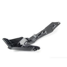 Кріплення бампера переднє ліве VW Touareg 2007-2009 Тайвань 7L6807049