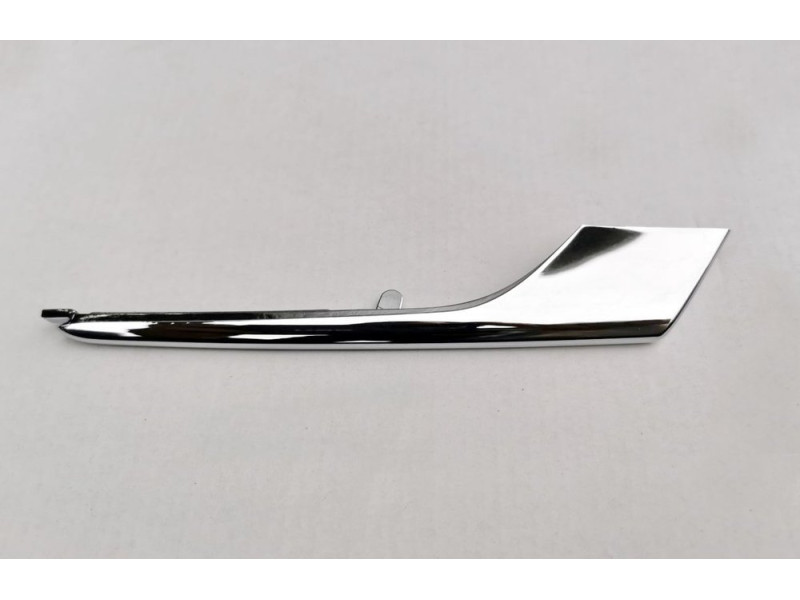 Молдинг в передній бампер верхній лівий Tesla Model X 15- (Китай) біля ПТФ 1049609-00-F