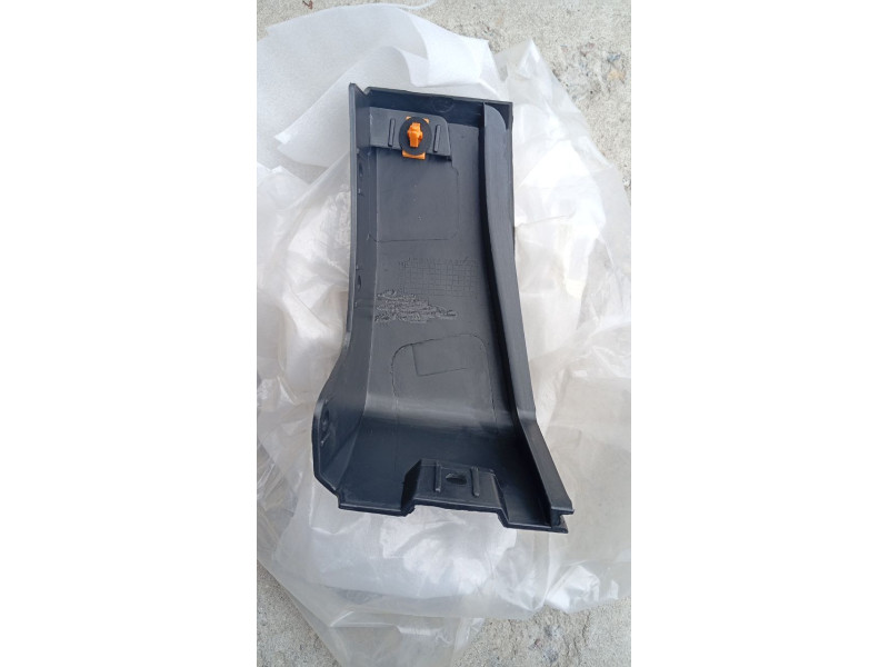 Накладка переднього крила нижня права Ford Edge 15-18 (Китай) FT4Z5810177AA