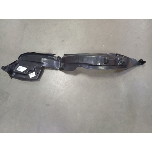 Підкрилок передній правий Suzuki Splash 2008-2018 TW 7232151K00