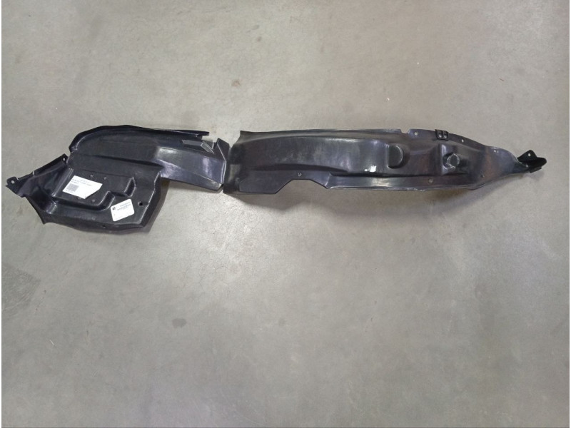 Підкрилок передній правий Suzuki Splash 08-18 TW 7232151K00