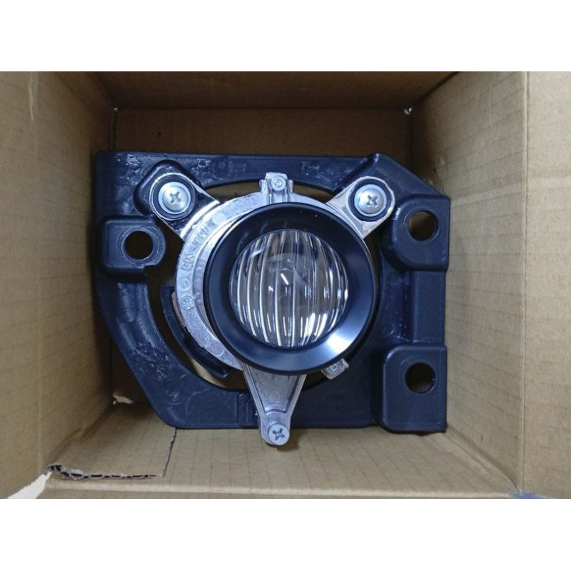 Протитуманна фара права Fiat 500 2015- (TYC) 52007769