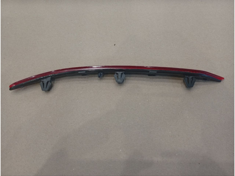 Світловідбивач лівий в задній бампер Ford Fusion 2019-2021 Китай