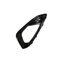 Решітка бампера ліва Ford Fiesta 7 17- (LKQ) з отвором 2143213