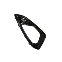 Решітка бампера права Ford Fiesta 7 17- (LKQ) з отвором 2143222