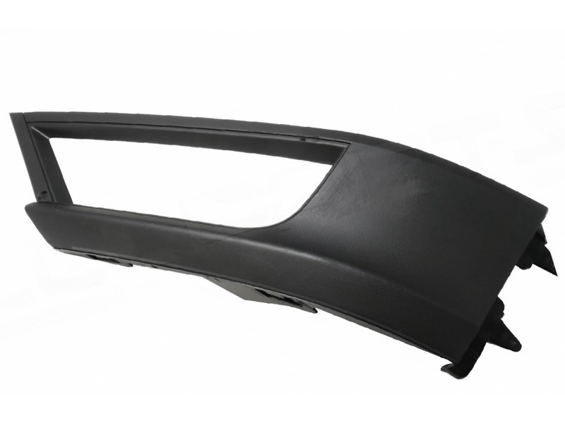 Решітка переднього бампера ліва VW T-Roc 17- (Тайвань) з отв. під птф 2GA853665A9B9