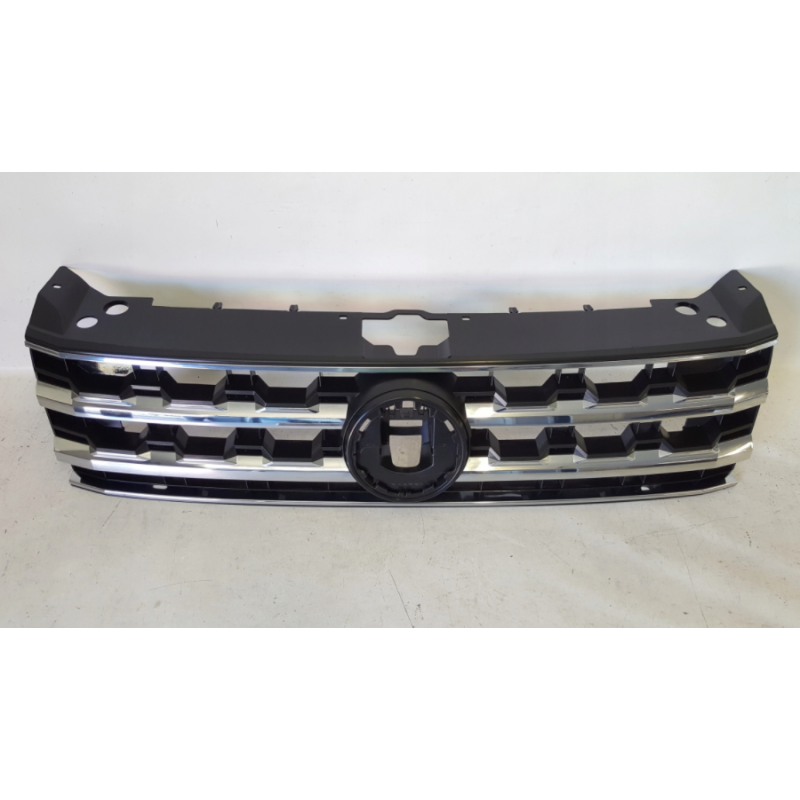 Решітка радіатора VW Atlas 18-19 (Китай) 3CN853651A