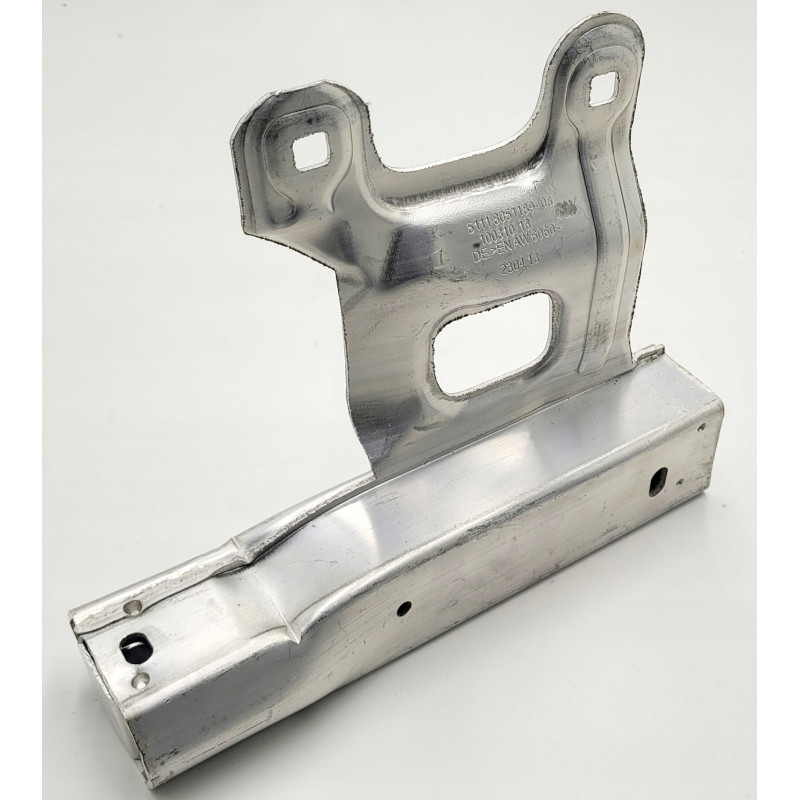 Кронштейн нижнього підсилювача бампера правий BMW 3 F30 12-19 (Signeda) 51118051190