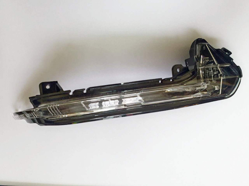 Повторювач поворотів правий у дзеркалі Audi A6 C7 2011-2018 (Тайвань) LED 4G5949102A