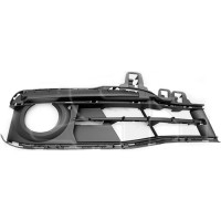 Решітка переднього бампера права BMW 3 F30 Sport 16-19 (Тайвань) з отв. під ПТФ 