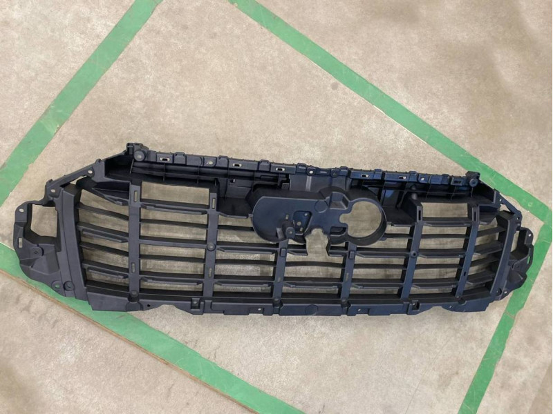 Решітка радіатора внутрішня Audi Q7 4M 2020-2024 FPS 4M0807233D БЕЗ ОТВ. ПІД РАДАР