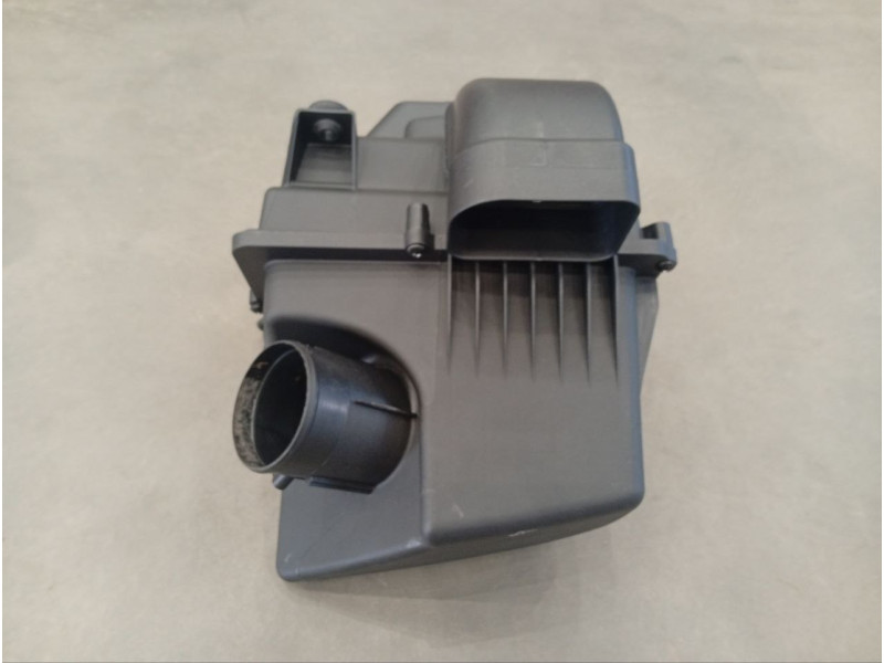 Корпус повітряного фільтра Jeep Cherokee KL 2013-2018 Тайвань 52022352AB