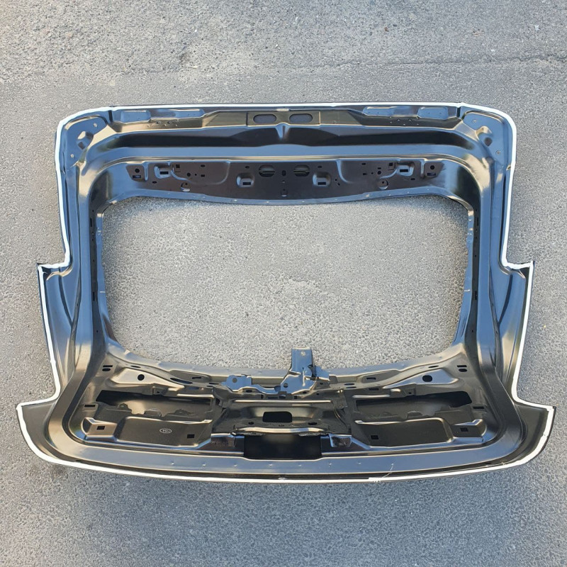 Кришка багажника Ford Fiesta EUR 2013-2017, USA хетчбек 2013-2019 (Китай)