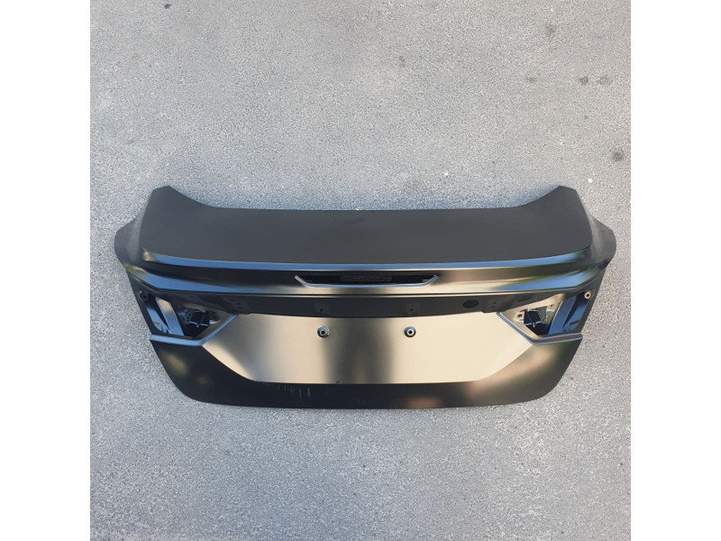 Кришка багажника задня Ford Focus 3 седан 2011-2014 Китай 1796141