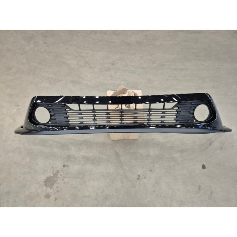 Решітка бампера нижня Kia Cerato/Forte 2018 (Тайвань) глянець 86530M7020