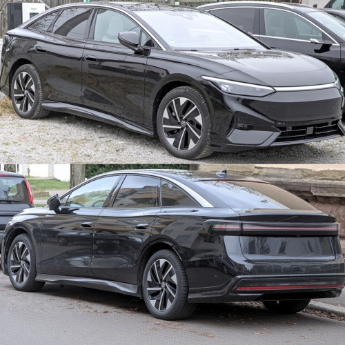 Скло передніх дверей ліве VW ID.7 2023- XYG