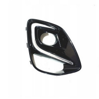 Решітка переднього бампера права Ford Puma 19- (Тайвань) чорний глянець, хром