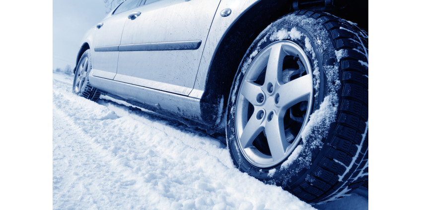 Правила безпечного водіння взимку: те, що потрібен знати кожен водій, незалежно від стажу