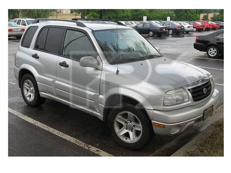 Молдинг лобового скла Suzuki Grand Vitara 1998-2005