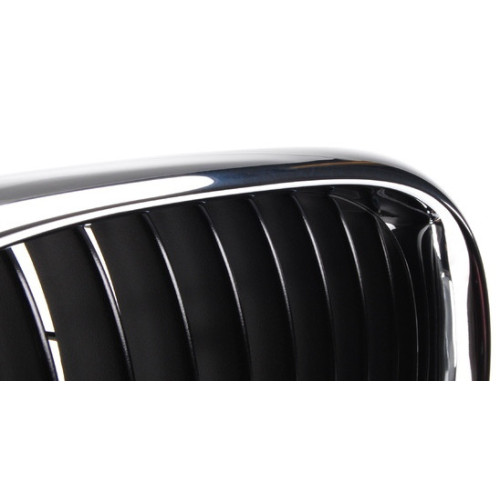 Решітка радіатора ліва BMW 5 e39 2000-2003 чорна з хром рамкою FPS 51137005837