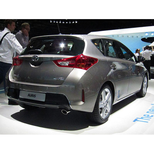 Спойлер переднього бампера (захист) Toyota Auris E18 2012-2015 FPS 5211202060