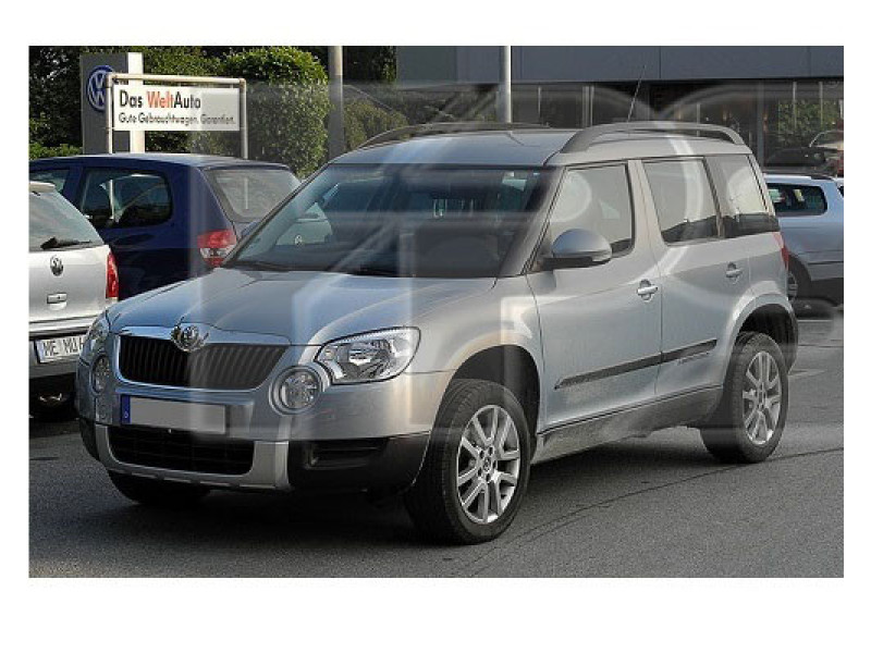 Скло передніх дверей ліве Skoda Yeti 09 - (XYG)