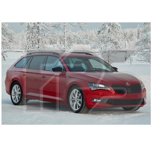 Скло дверне заднє праве Skoda Superb універсал 2015-2024 Sekurit