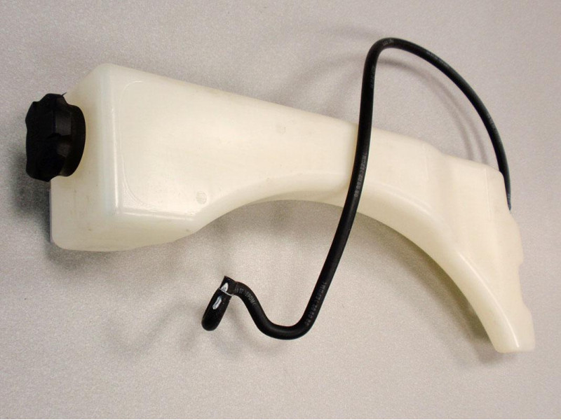 Радіаторний бачок (верхній) Kia Sorento 2002-2009 OE 254303E900