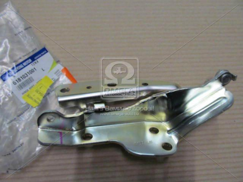 Завіс (петля) капота правий SsangYong Actyon 07 - OE 6182031001