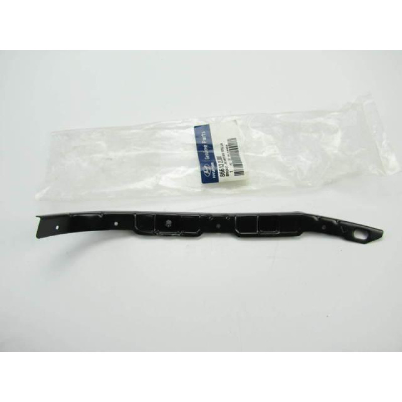 Кріплення заднього бампера праве Hyundai Elantra Wagon 2009-2012 OE 866142L300