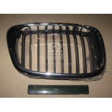 Решітка в капоті ліва  BMW 5 E39 (Tempest)