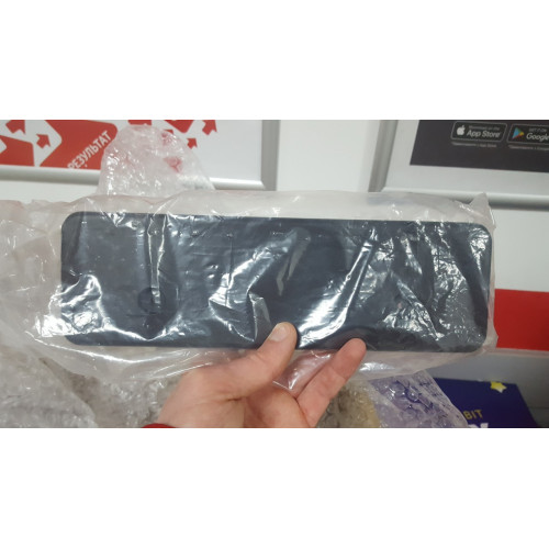 Накладка номерного знака переднього бампера Hyundai Santa Fe 2009-2012 OE 865192B710