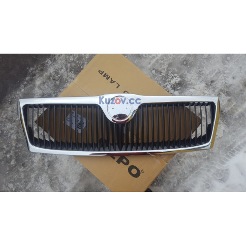 Решітка радіатора Skoda Octavia A5 2005-2009 FPS 1Z0853668A