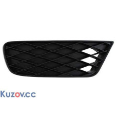 Решітка бампера права Honda Civic 06- (Tempest)