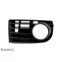 Решітка бампера VW Golf 5 ліва (Tempest) з отвором