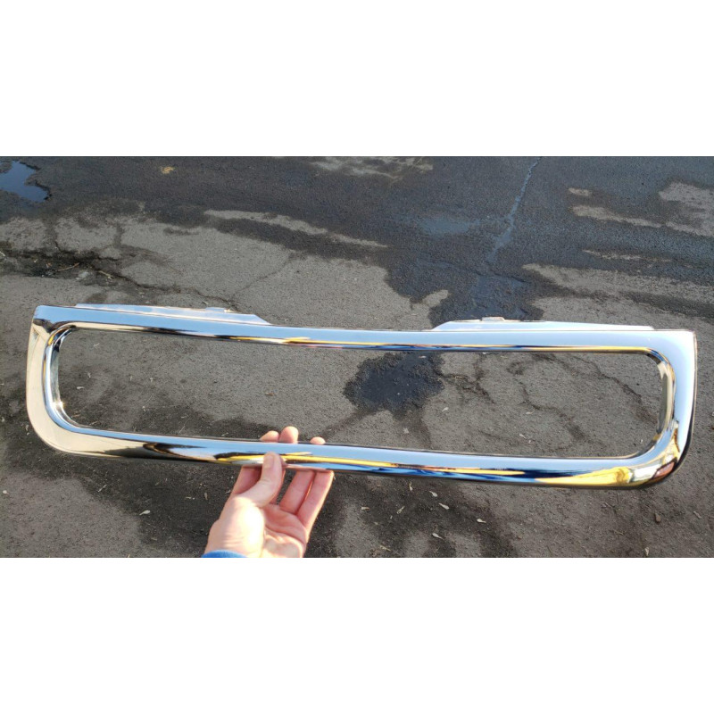 Рамка решітки радіатора Audi 80 B3 (86-91) хром (FPS)