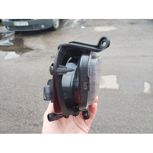 Протитуманна фара права Kia Cerato 2006-2009 FPS 922022F100