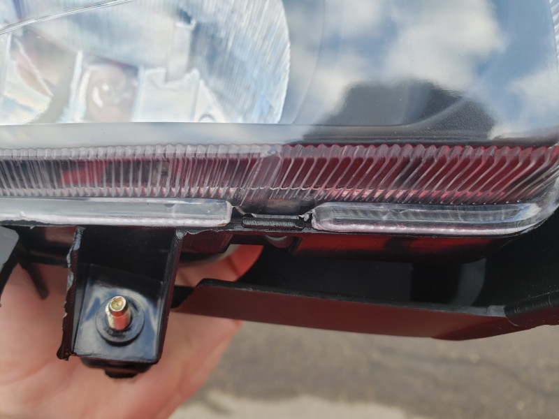 Протитуманна фара права Kia Cerato 2006-2009 FPS 922022F100