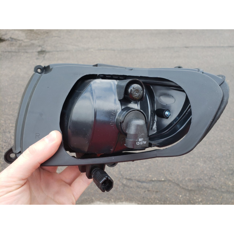 Протитуманна фара Kia Cerato 06-09 ліва (FPS) 922012F100