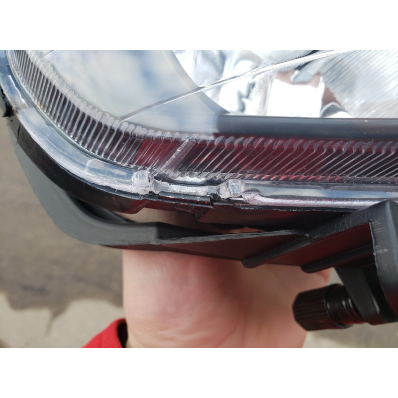 Протитуманна фара Kia Cerato 06-09 ліва (FPS) 922012F100