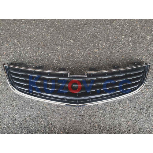 Решітка переднього бампера Chevrolet Cruze 2012-2015 FPS 95133508