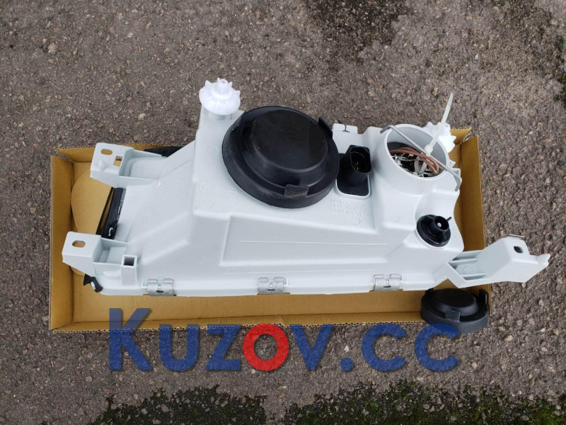 Фара передня права Skoda Octavia 97-00 (Depo) електрична, галоген 1U1941018A