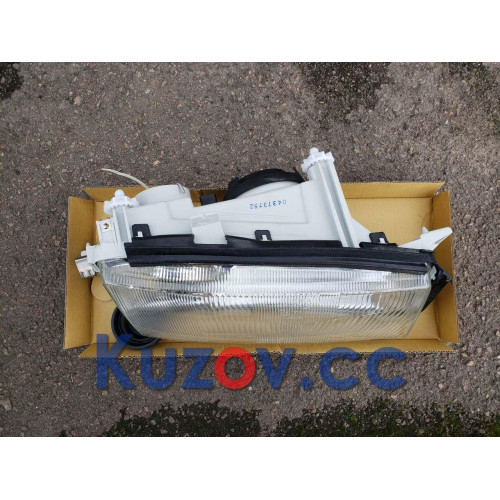 Фара передня права передня електрична галоген Skoda Octavia 1997-2000 TYC 1U1941018A