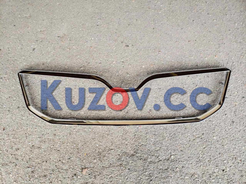 Рамка решітки радіатора хром Skoda Octavia A7 13-17 (FPS) 5E08537612ZZ
