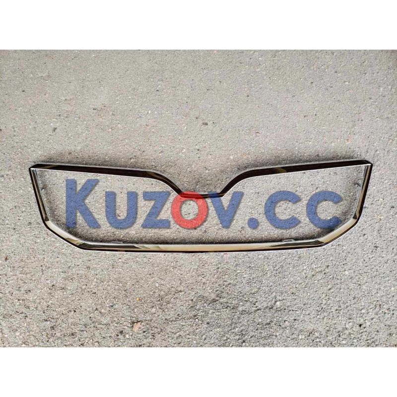 Рамка решітки радіатора хром Skoda Octavia A7 13-17 (FPS) 5E08537612ZZ
