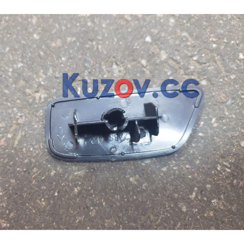 Заглушка отвору омивача фар Subaru Forester 08-12, ліва (FPS) 86636SC030