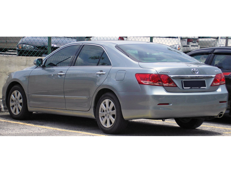 Накладка кришки багажника хром Toyota Camry XV40 06-11 азіатська версія (FPS) 7681106130B1