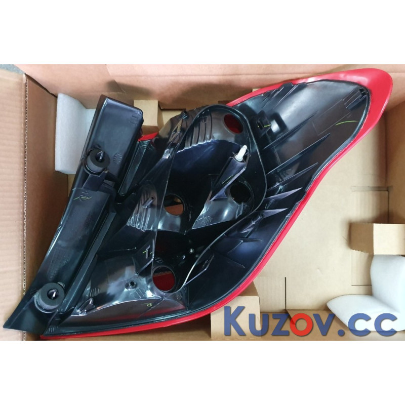 Ліхтар задній Citroen C4 11 - правий (Depo) 6351KS